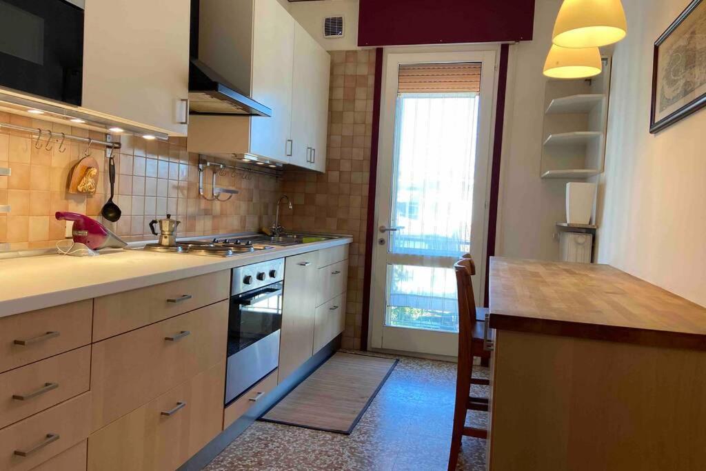 Appartement Tiramisu, A Cozy 2-Bdrm Apt à Trévise Extérieur photo