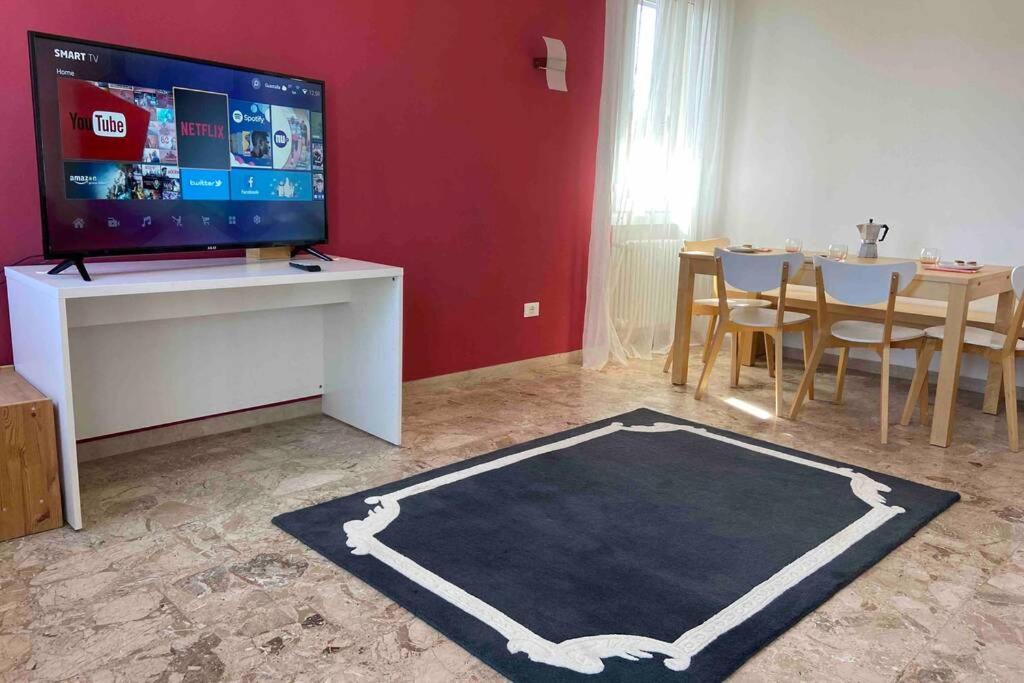 Appartement Tiramisu, A Cozy 2-Bdrm Apt à Trévise Extérieur photo